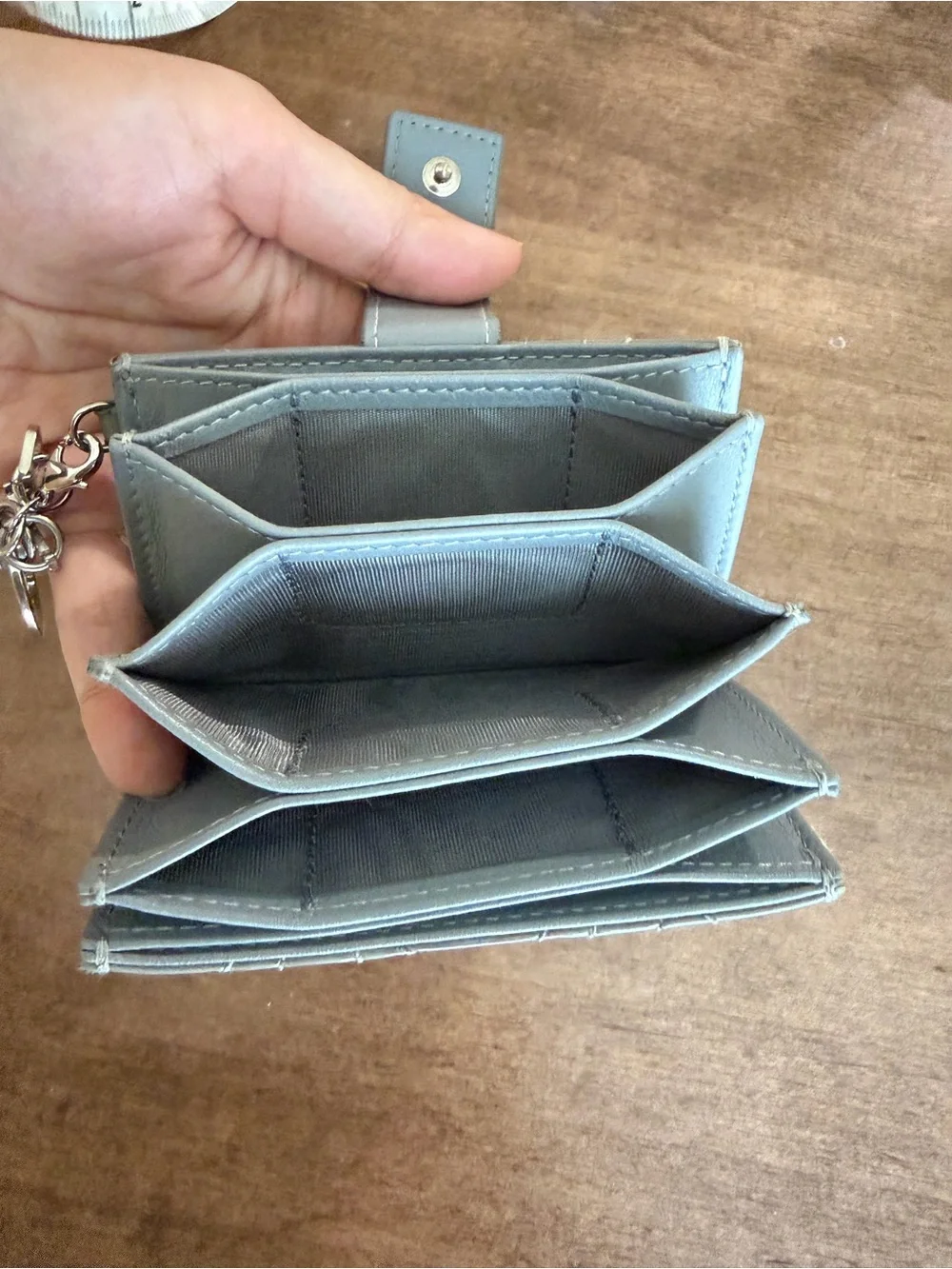 Authentic Christian Dior Lady Dior Grey Patent Cannage 5-Gusset Card Holder